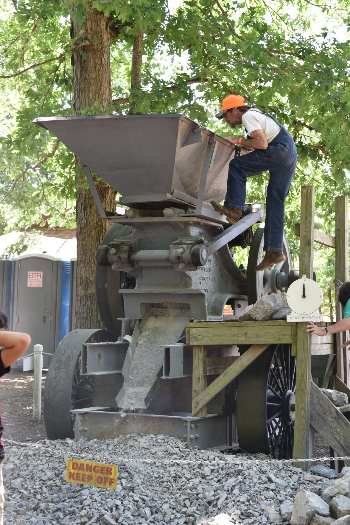 Perry Rutrough rock crushing AFD4